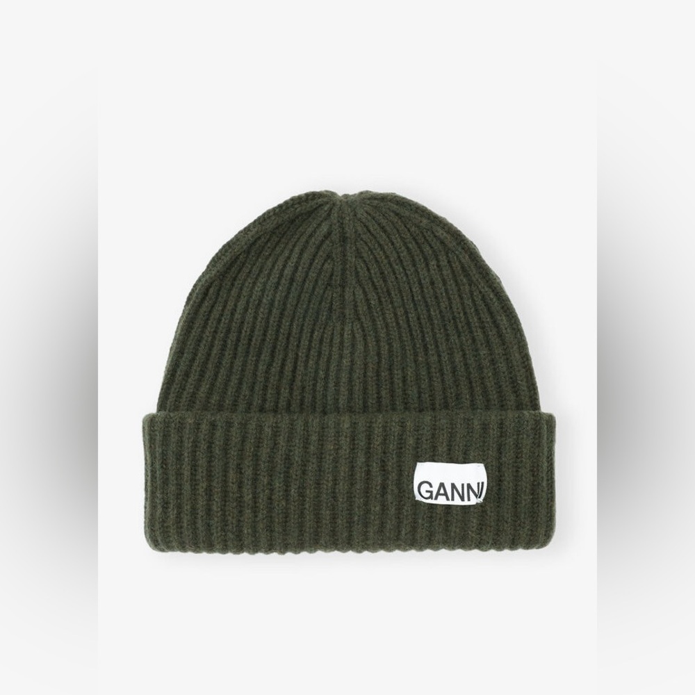 Ganni oversize wool rib knit beanie
